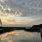 Mazury Dom Oskar Nad Jeziorem Sasek Wielki Z Jakuzzi Villa